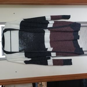 Shein Curve Color Block Knit Cardigan. Black/Brick/White. 3XL.